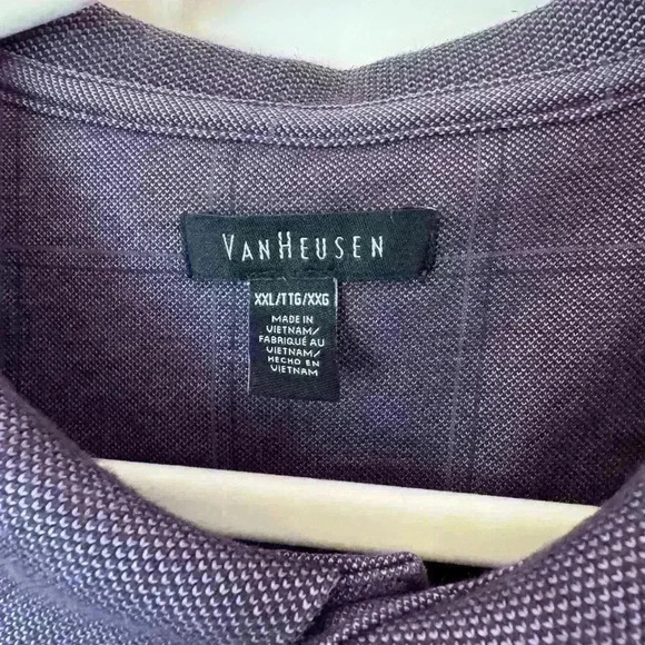 EUC Van Heusen Short Sleeve Button Collar Dress Shirt (Size XXL) - Picture 3 of 5